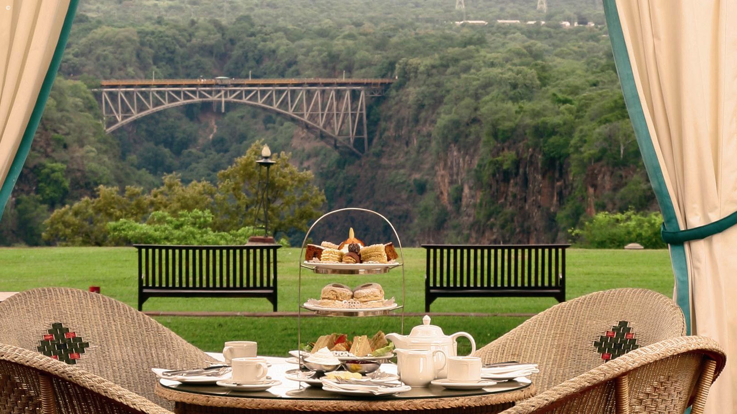 Luxury lodge in Zimbabwe